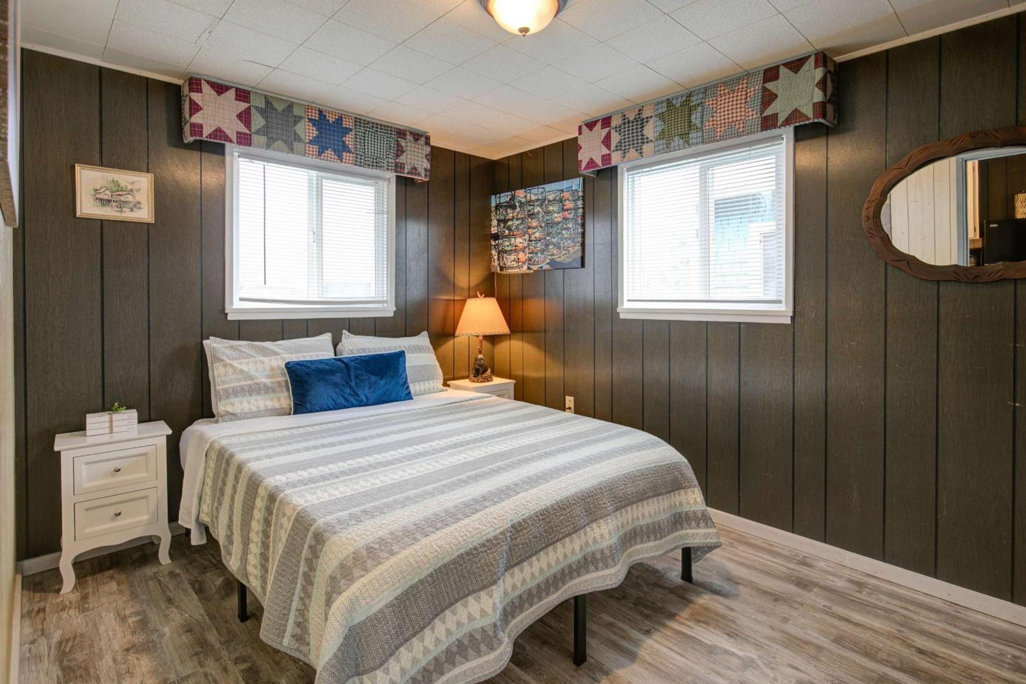 The Sportsman 2-br 6 By * Grayland