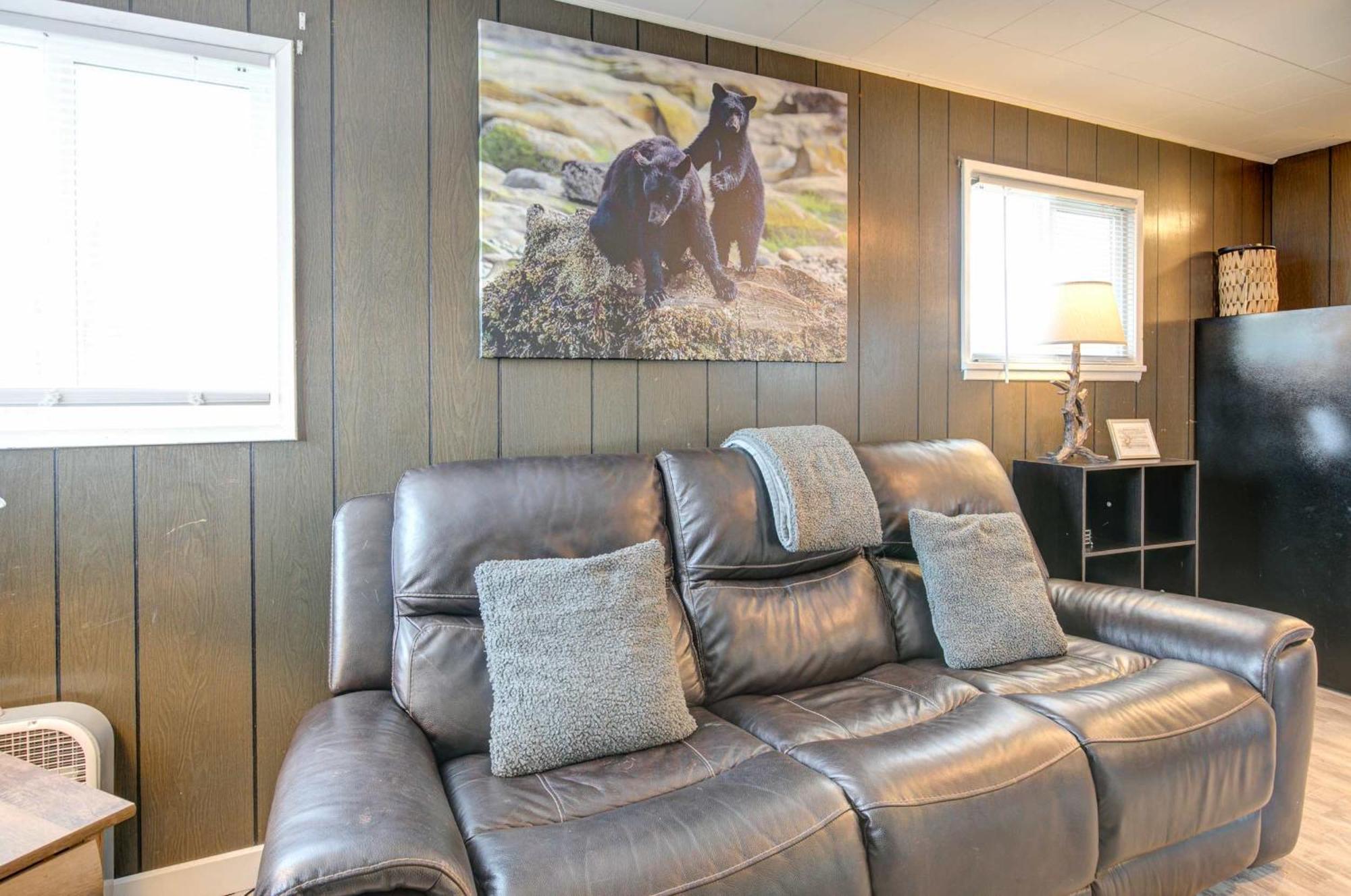 The Sportsman 2-br 6 By